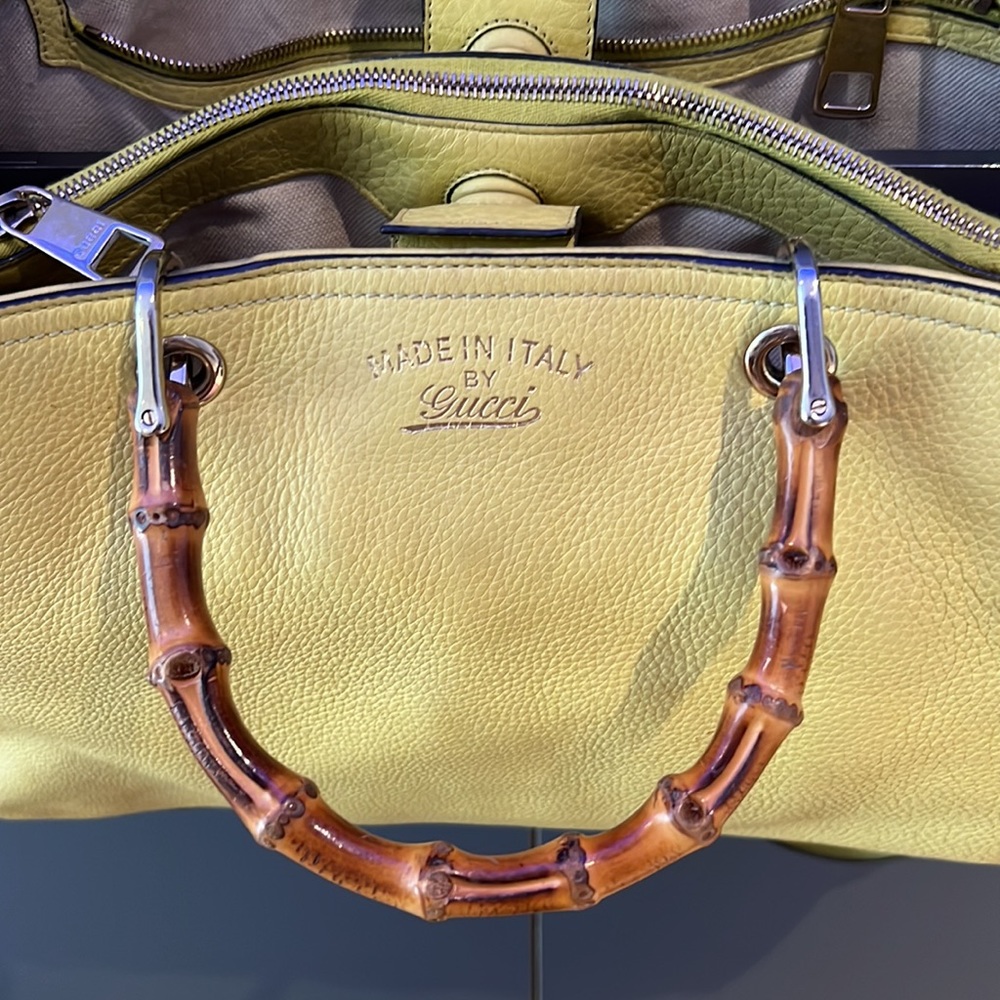 Large Gucci Shopper in great condition17 x 12 x 8